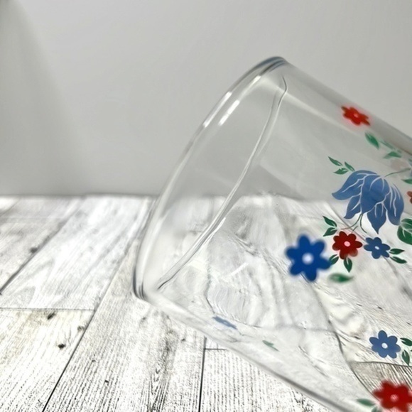 Firna Indonesian Vintage Floral Tumblers (Set of 4) - Picture 8 of 16